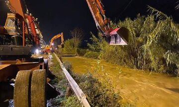 Η κακοκαιρία σάρωσε την Ηπειρο, προβλήματα σε Κρήτη και Άρτα