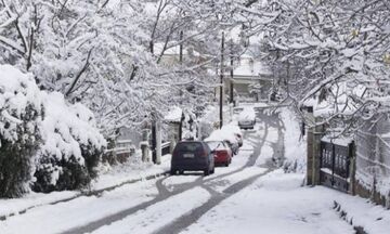 Καιρός - ΕΜΥ: Χιόνια και κρύο φέρνει η «Ζηνοβία»