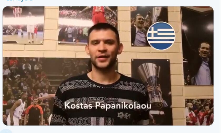 O Παπανικολάου εκπροσώπησε την ελληνική γλώσσα στις ευχές των παικτών της EuroLeague (vid)
