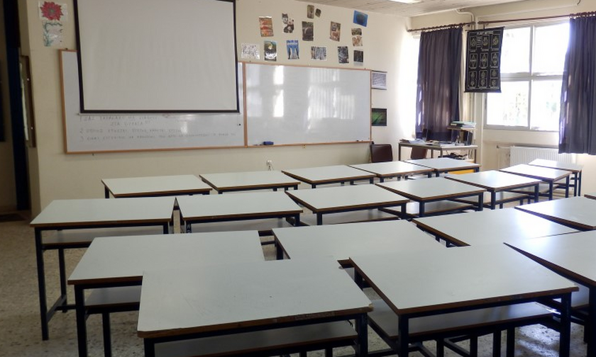 Κάλυμνος: Καθηγητής κατέρρευσε μέσα στο σχολείο και πέθανε