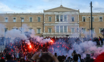 ΘΥΡΑ 7: «Θα έχετε να κάνετε με ένα τσουνάμι, που όμοιο του δεν έχετε ξαναδεί...»