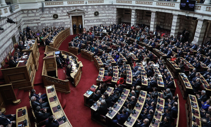 LIVE Streaming: Η ψήφιση της τροπολογίας για ΠΑΟΚ - Ξάνθη (13:00)