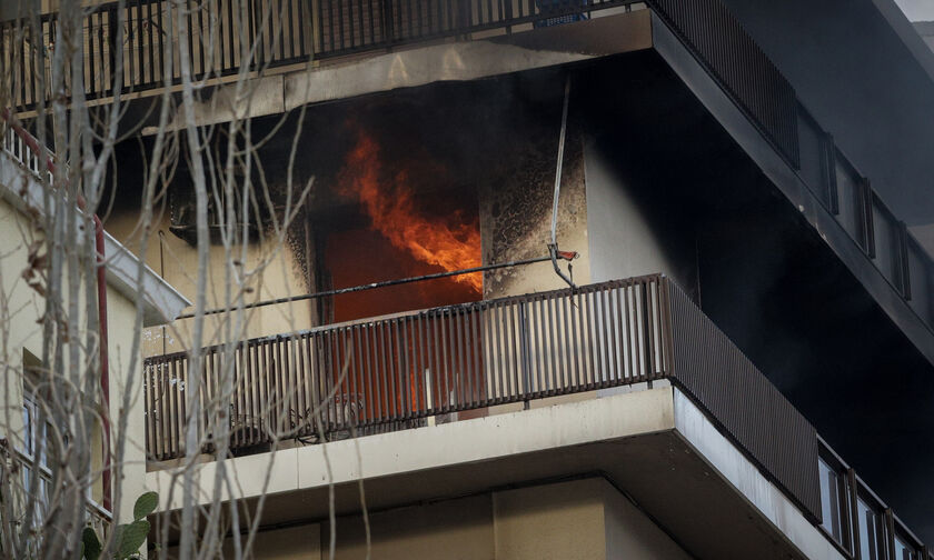 Ένας νεκρός από πυρκαγιά σε σπίτι στο Περιστέρι