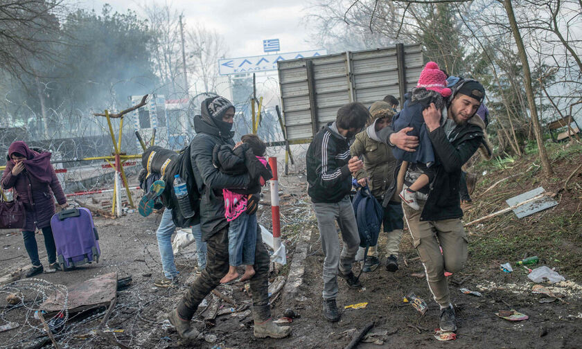 ΟΗΕ: Τουλάχιστον 13.000 πρόσφυγες στα σύνορα Ελλάδας - Τουρκίας