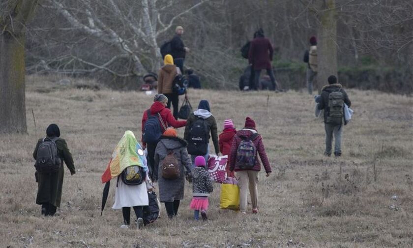 Anadolu: Μαζική φυγή-76.300 μετανάστες από Τουρκία. Κυβέρνηση: «Σταματήσαμε 10.000». Πλάνα από drone