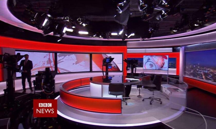 BBC: Βγήκε στο δελτίο ειδήσεων από το σπίτι του και έγινε... θέαμα! (vid)