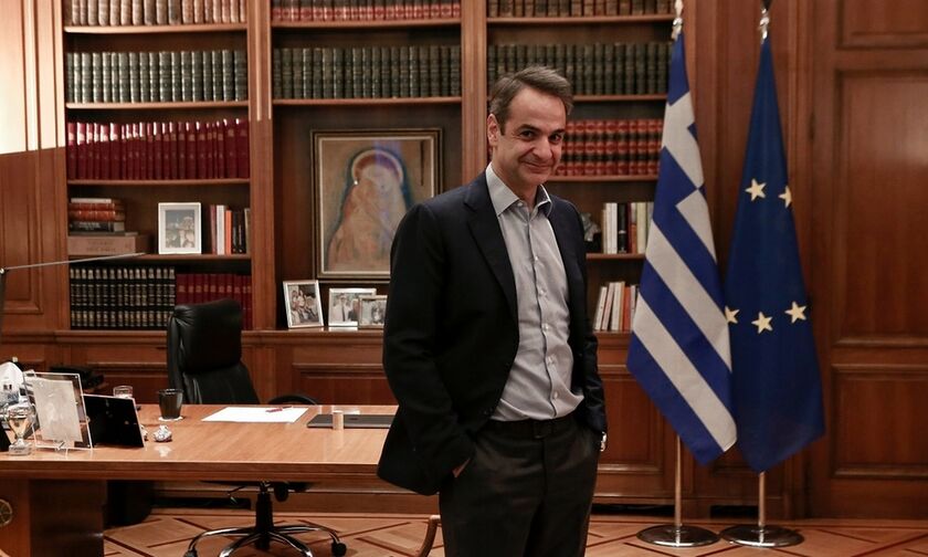 Άμεση αντίδραση Μητσοτάκη: «Κλείνουν οργανωμένες παραλίες και χιονοδρομικά κέντρα» (vid)