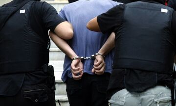 Κορονοϊός: Στις 143 οι συλλήψεις της ΕΛ.ΑΣ. για την παραβίαση των μέτρων κατά του ιού! (vid)