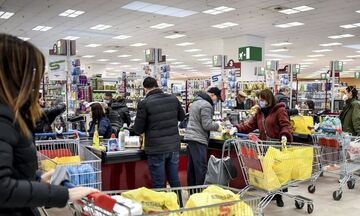 Σούπερ μάρκετ: Τριπλάσιος ο ανεφοδιασμός στα τρόφιμα έως την προηγούμενη εβδομάδα!