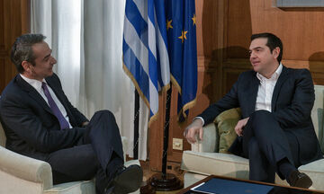 Τηλεφωνική επικοινωνία Τσίπρα-Μητσοτάκη: Να ενισχυθεί άμεσα το ΕΣΥ ζήτησε ο πρόεδρος του ΣΥΡΙΖΑ
