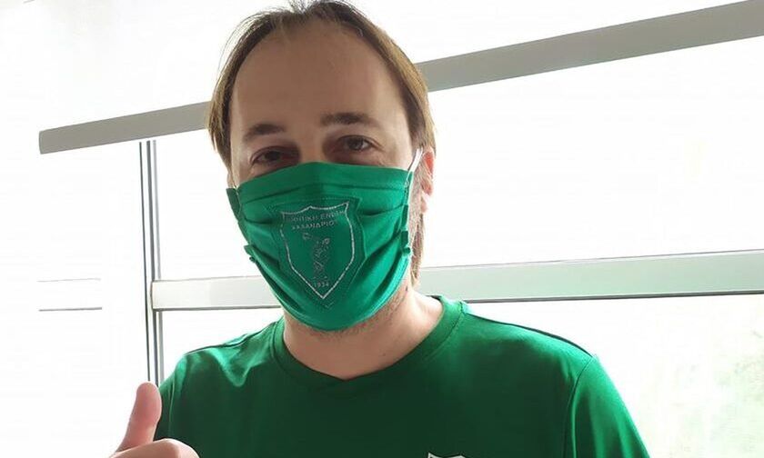 ΑΕ Χαλανδρίου: Προστατευτική μάσκα με τα χρώματα και το σήμα της ομάδας