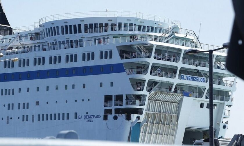 Κορονοϊός: 119  κρούσματα στο πλοίο «Ελευθέριος Βενιζέλος» ανοιχτά του Πειραιά