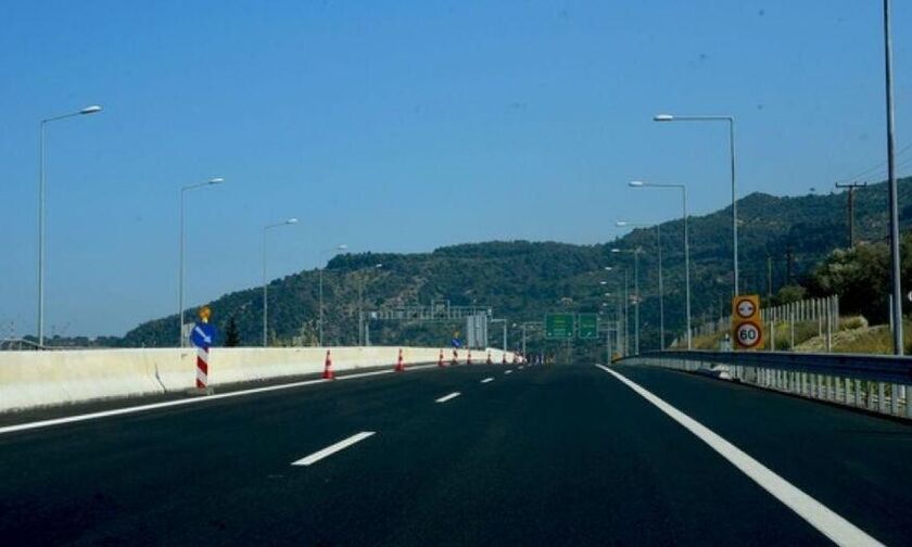Κορονοϊός : «Αστακός» η εθνική οδός Αθηνών - Κορίνθου