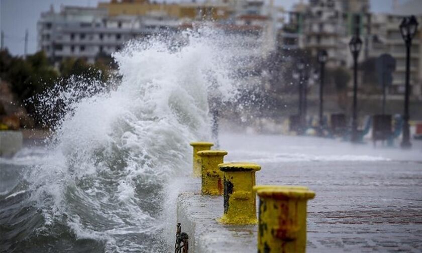 Σε κατάσταση έκτακτης ανάγκης η Σκιάθος λόγω της κακοκαιρίας!