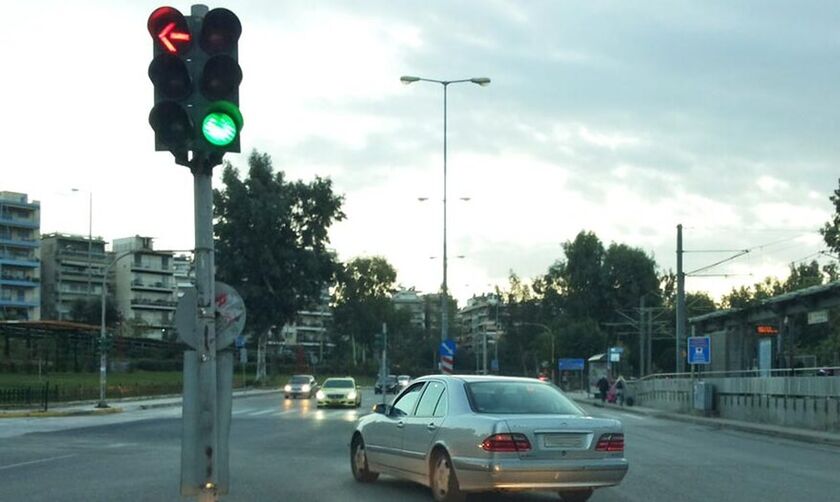 Οι Τop 10 κακές συνήθειες του Έλληνα οδηγού