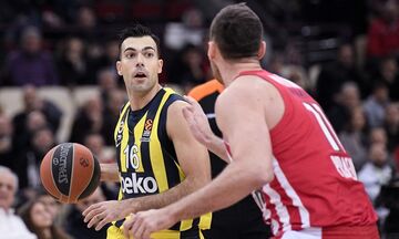 Σλούκας: «Έχω συμβόλαιο, αν φύγει ο Ομπράντοβιτς, αλλάζει η συζήτηση»
