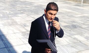 Αυγενάκης: «Ανοικτό το θέμα της αναδιάρθρωσης»