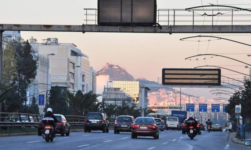 Σκέψεις Μαξίμου για ημέρα του Πάσχα χωρίς τη χρήση Ι.Χ.