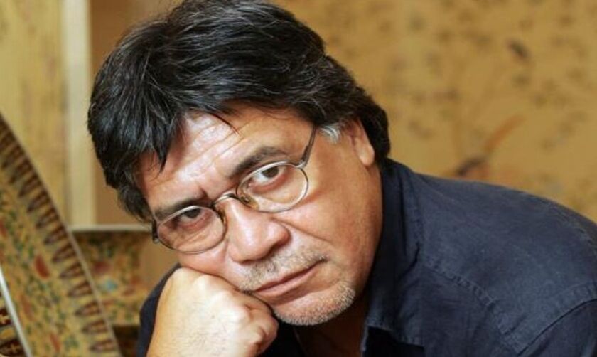 Πέθανε από κορονοϊό ο συγγραφέας, σκηνοθέτης, δημοσιογράφος, Λουίς Σεπούλβεδα