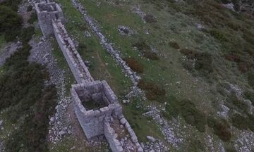 Φως στην Ελλάδα: Το άγνωστο κάστρο μια ώρα μακριά από την Αθήνα