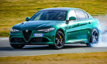 Νέα και σαγηνευτική Alfa Romeo Giulia QV