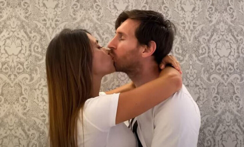 Δύο ζευγάρια από την Ελλάδα φιλιούνται στο ίδιο κλιπ με Μέσι, Ρίκι Μάρτιν, Μπεν Άφλεκ (pics-vid)