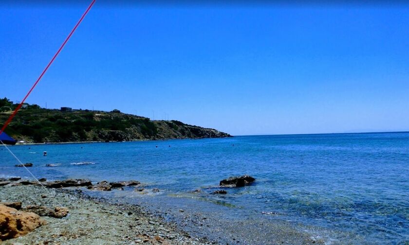 Φως στην Ελλάδα: Θυμάρι, η παραλία με τα γαλαζοπράσινα νερά μία ώρα από την Αθήνα