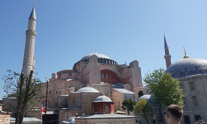 Αναβάλλεται η μετατροπή της Αγίας Σοφίας σε τζαμί λέει ο Ερντογάν!