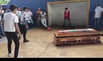 Μεξικό: Νεκρός ποδοσφαιριστής «σκόραρε» με το... φέρετρο! (vid)