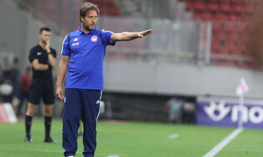 Μαρτίνς: «Τίτλους για την οικογένεια του Ολυμπιακού» (pic)