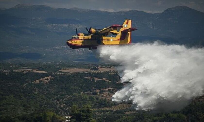 Εκκενώνεται παιδική κατασκήνωση στις Κεχριές Κορίνθου