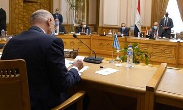 Υπεγράφη η συμφωνία Ελλάδας-Αιγύπτου για την ΑΟΖ