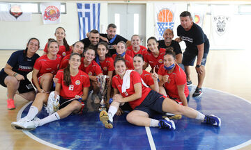 Αήττητα το χρυσό τα τρομερά κορίτσια της Ηλιούπολης στο Πανελλήνιο Νεανίδων μπάσκετ!