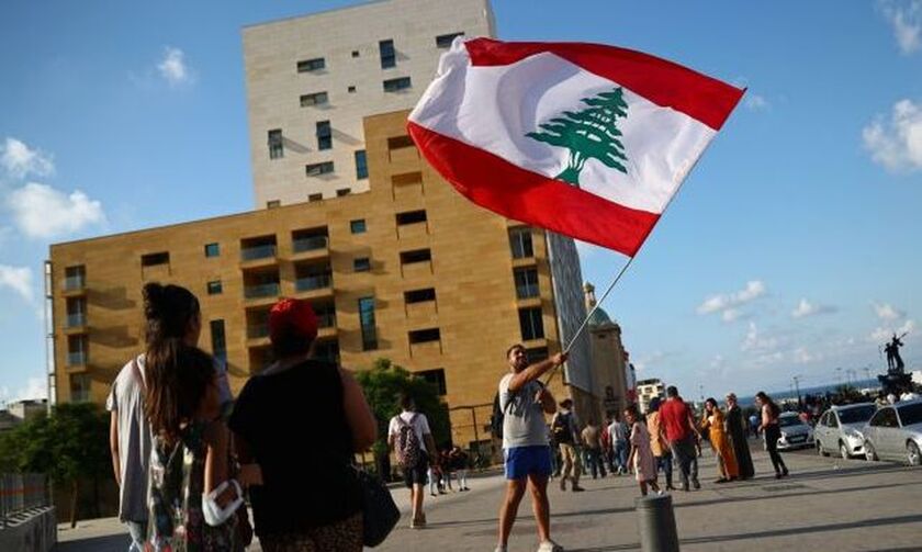 Λίβανος: Παραιτήθηκε η κυβέρνηση υπό την πίεση των οργισμένων διαδηλώσεων