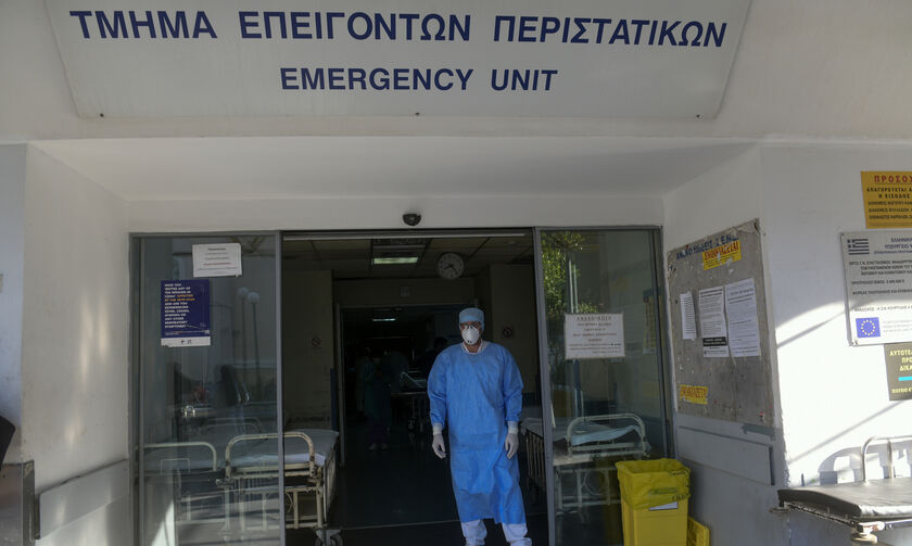 Γέννησε αγοράκι και ήταν θετική στον κορονοϊό