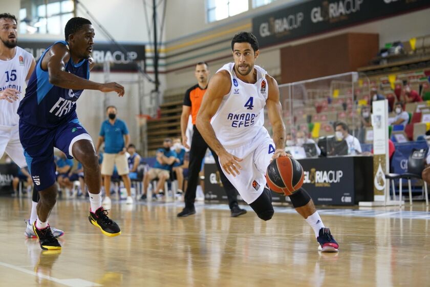 Θετικός στον κορονοϊό παίκτης της Εφές