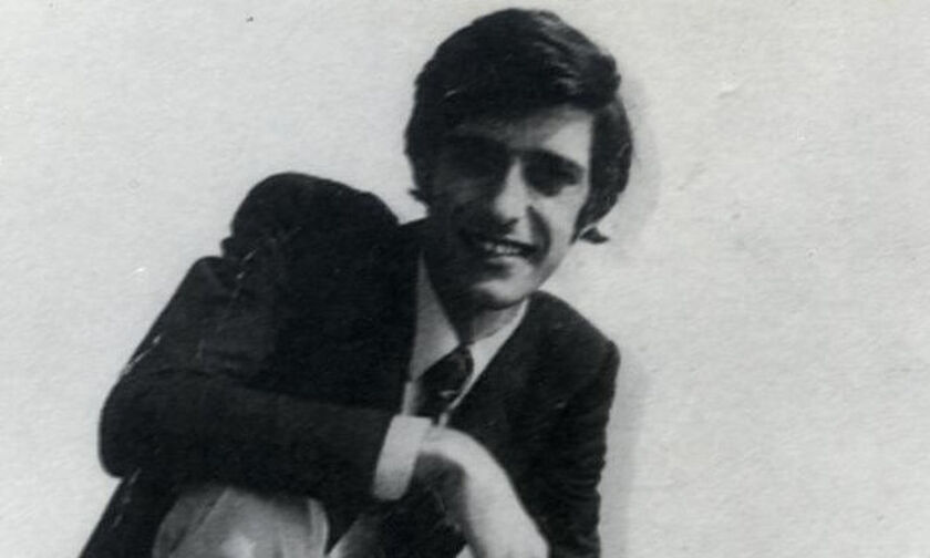 O Έλληνας φοιτητής που αυτοπυρπολήθηκε πριν 50 χρόνια στη Γένοβα για να καταγγείλει τη Xούντα (vid)