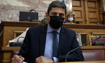 Ο Αυγενάκης έγινε... Μαντέλα και έφερε προς κύρωση Μνημόνια Συνεργασίας