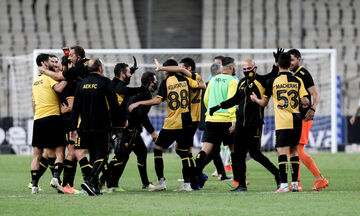 ΑΕΚ –Βόλφσμπουργκ 2-1: Πανηγυρισμοί μέσα και έξω από το ΟΑΚΑ και οι αποσβολωμένοι Γερμανοί (vids)