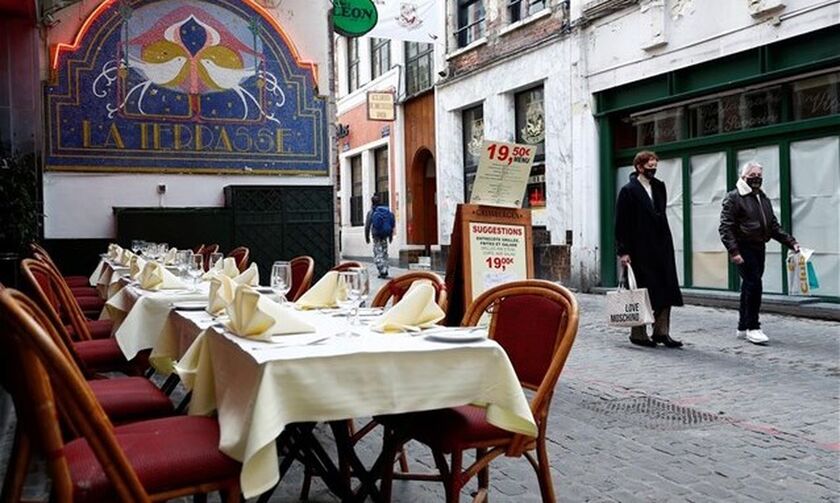 Κλείνουν μπαρ και εστιατόρια στο Βέλγιο λόγω κορονοϊού