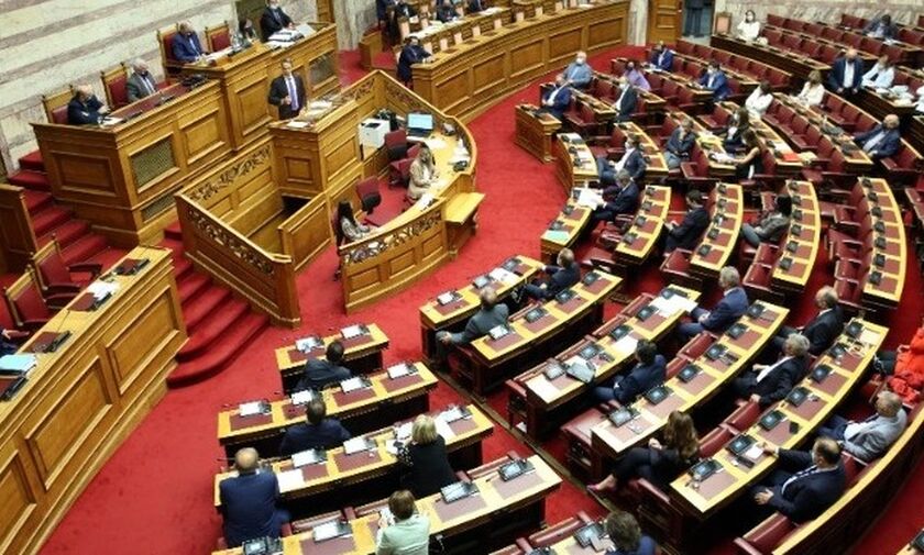 Βουλή: Καταψηφίστηκε η πρόταση δυσπιστίας κατά του υπουργού Οικονομικών Χρήστου Σταϊκούρα