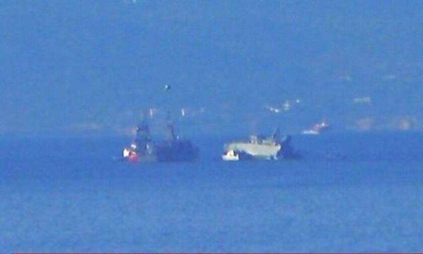 Πειραιάς: Εμπορικό πλοίο συγκρούστηκε με πλοίο του Πολεμικού Ναυτικού