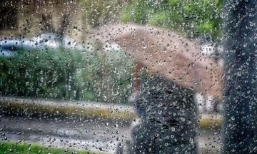 Καιρός: Ασθενείς βροχές - Αμετάβλητη η θερμοκρασία