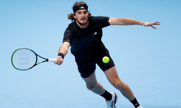 ATP Finals: Τσιτσιπάς - Ρούμπλεφ 2-1: Έσωσε match-point και τις ελπίδες πρόκρισης (vids, highlights)