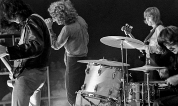 Led Zeppelin - Whole Lotta Love: Η στιχοκλοπή και η «σύλληψη» εν πλω (vids)