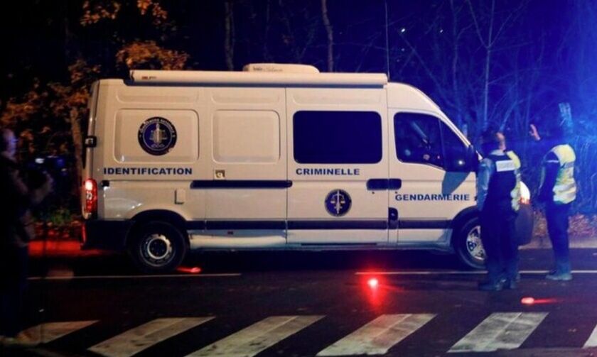Γαλλία: Νεκρός ένοπλος που κρατούσε όμηρο τη σύζυγό του (pic)