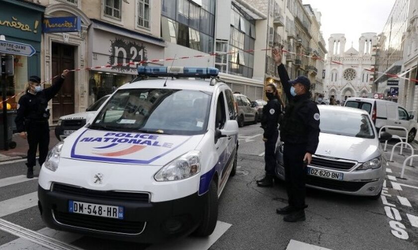 Γαλλία: Τρεις αστυνομικοί νεκροί και ένας τραυματίας από πυρά