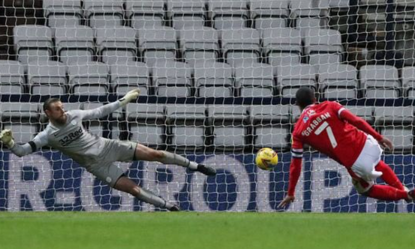 H Nότιγχαμ με περιπετειώδες πέναλτι 1-0 την Πρέστον