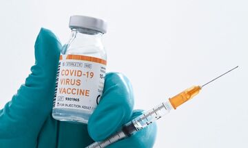 Εμβολιασμός: Ανοίγει την Δευτέρα (11/1) η πλατφόρμα των ραντεβού για τους άνω των 85 ετών