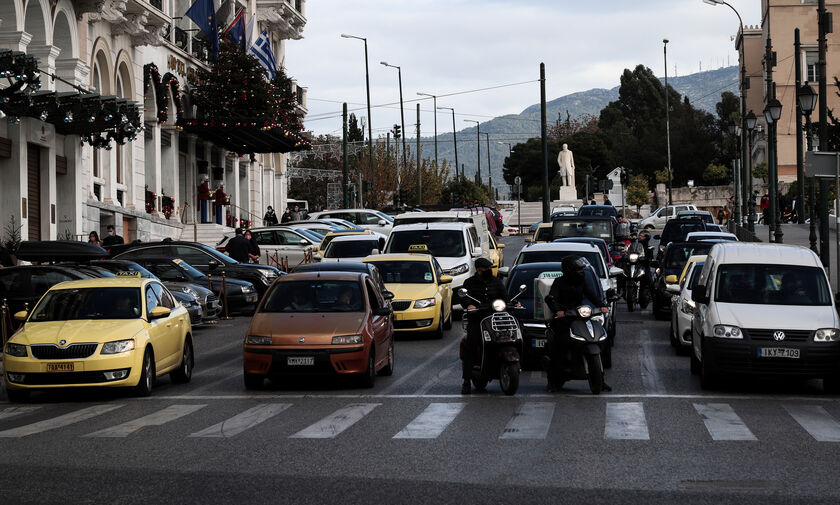 Γνωρίζετε τις χρήσεις του λευκού ξιδιού στο αυτοκίνητο;